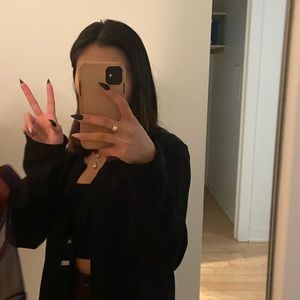 Meet your Posher, Trizia